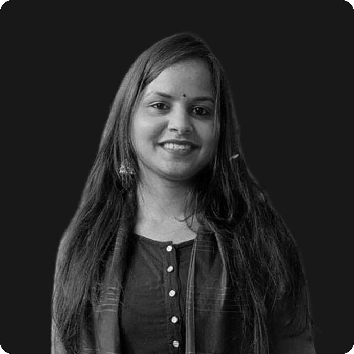 Pinki Raut, Administrative Officer